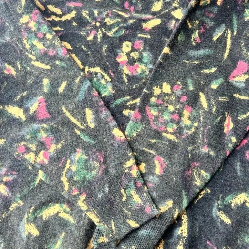 Vintage Alison H. 80s Art Print Wool Angora Blend Sweater Made in Hong Kong
